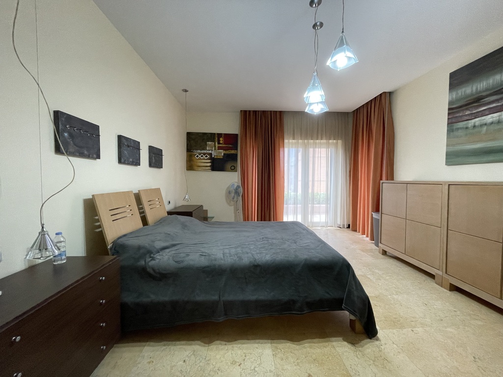 Portomaso, Seafront Penthouse's Image 8