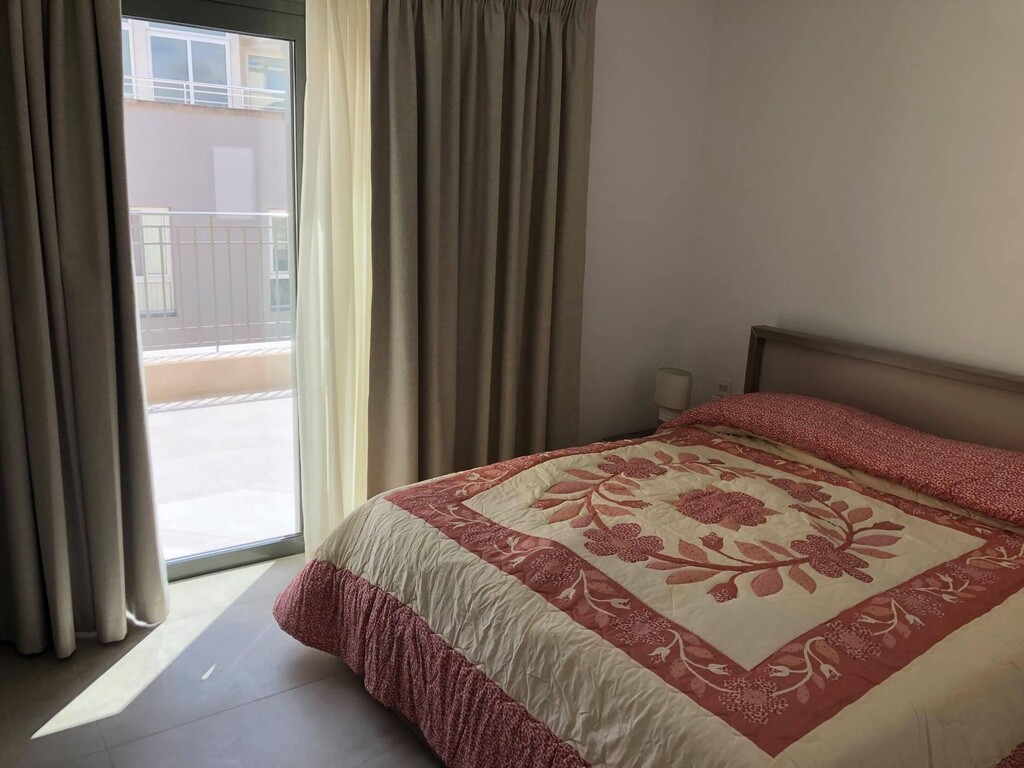 Portomaso, Furnished Apartment's Image 3