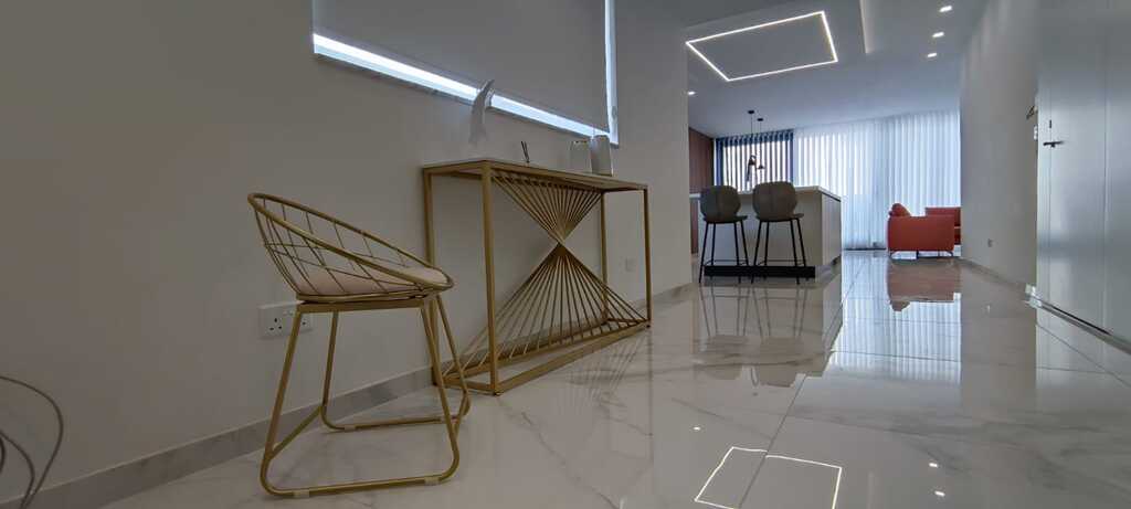 Sliema, Luxury Furnished Penthouse's Image 8