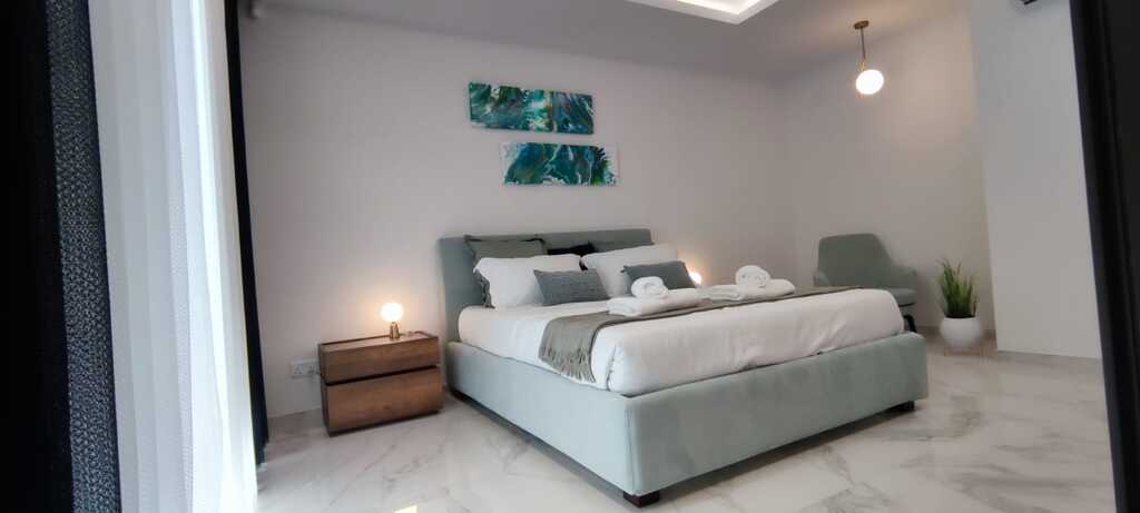 Sliema, Luxury Furnished Penthouse's Image 17