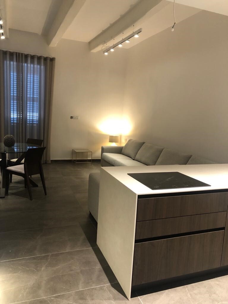 P_006642_Sliema-apartment-to-let