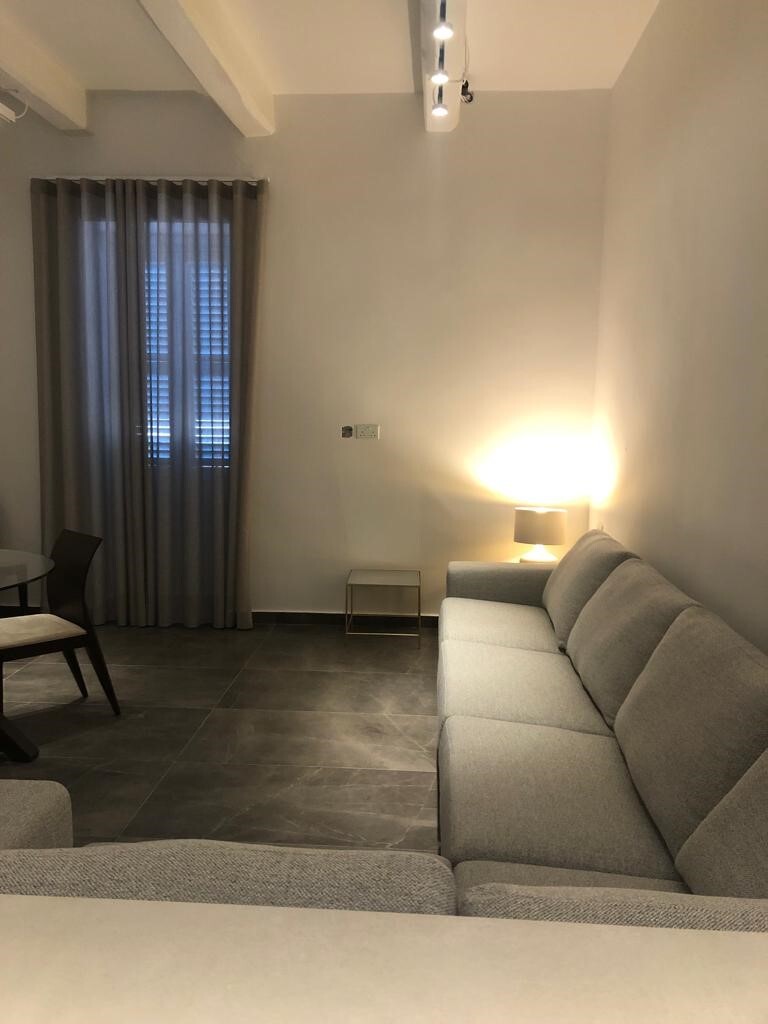 P_006642_Sliema-apartment-to-let