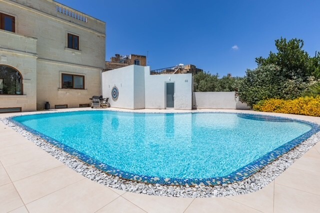 P_006646_Zebbug-villa-for-sale-2