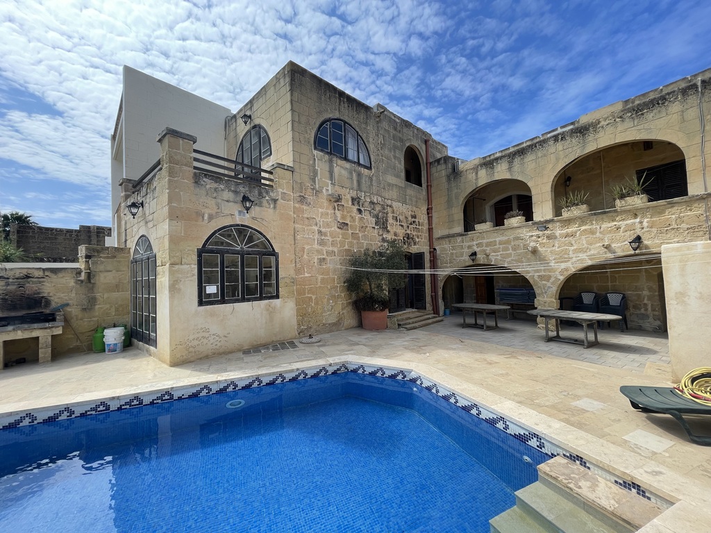 P_006652_Gozo-house-of-character