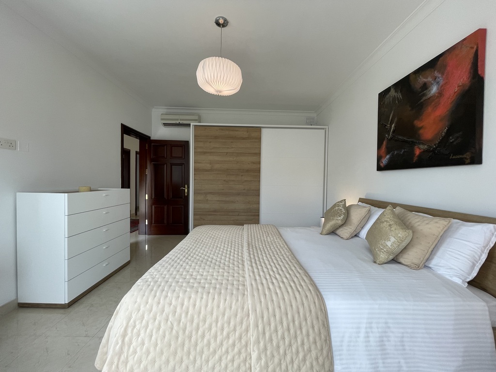 Madliena, Elegant Villa's Image 9