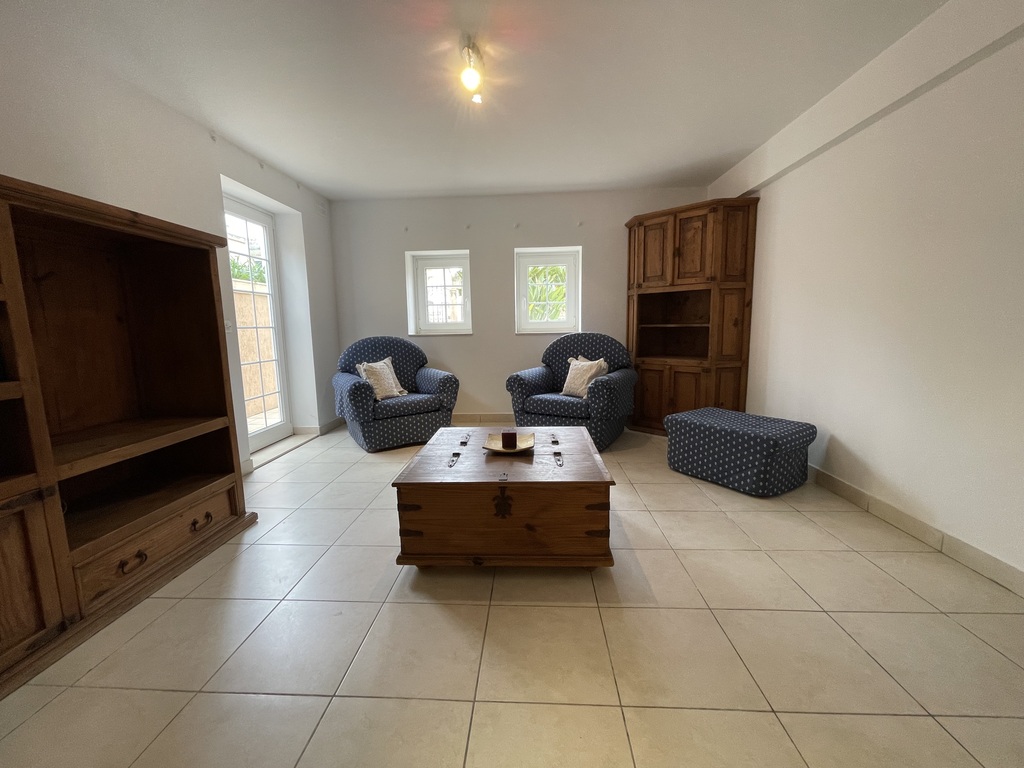 Madliena, Elegant Villa's Image 10