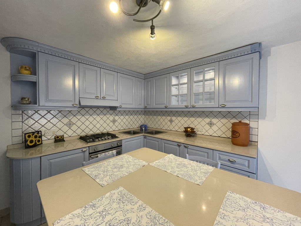 Madliena, Elegant Villa's Image 12