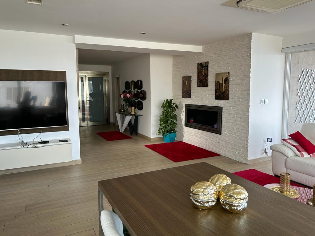 Sliema Seafront  Apartment's Image 3