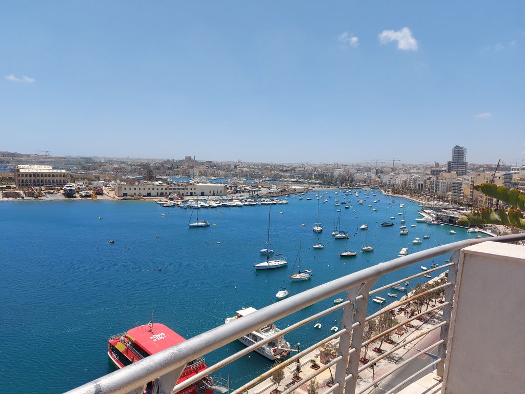 P_006683_Sliema_penthouse_to_let