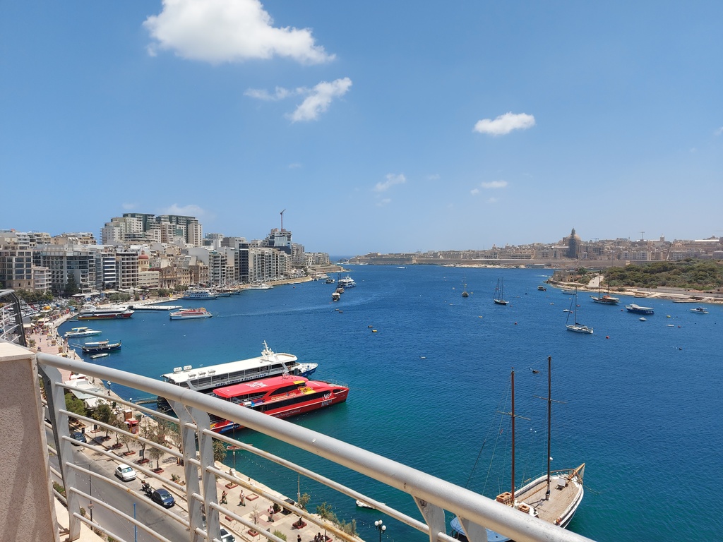P_006683_Sliema_penthouse_to_let