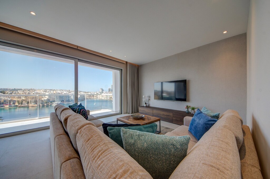 Sliema_apartment_to_let-5-Oyster_christie's