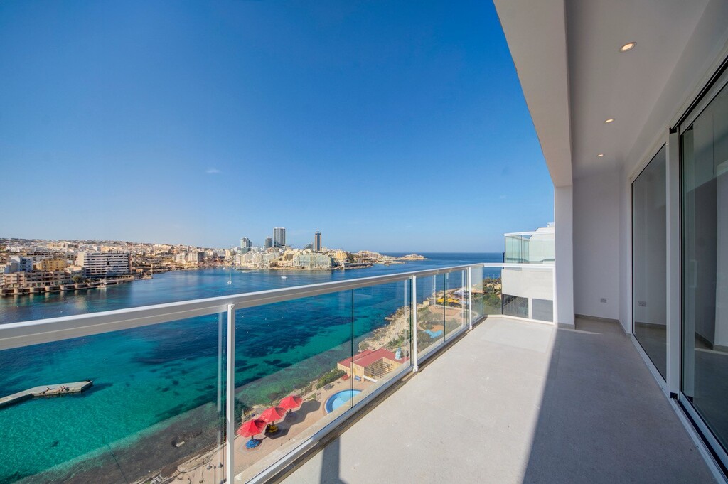 Sliema_apartment_to_let-sea_views-oyster_christie's