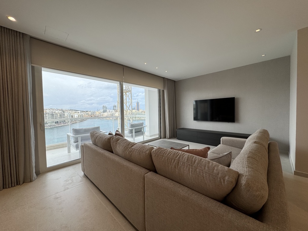 Malta_apartment_to_let-Sliema_scenic_view-oyster_christie's