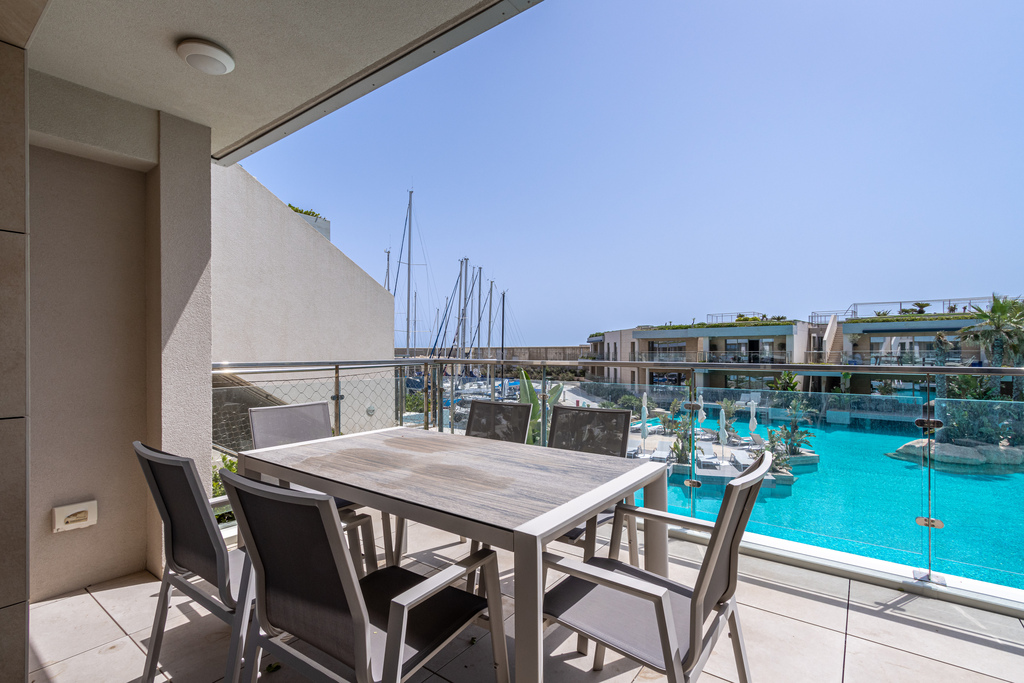 Laguna Lifestyle  Apartment's Image 4