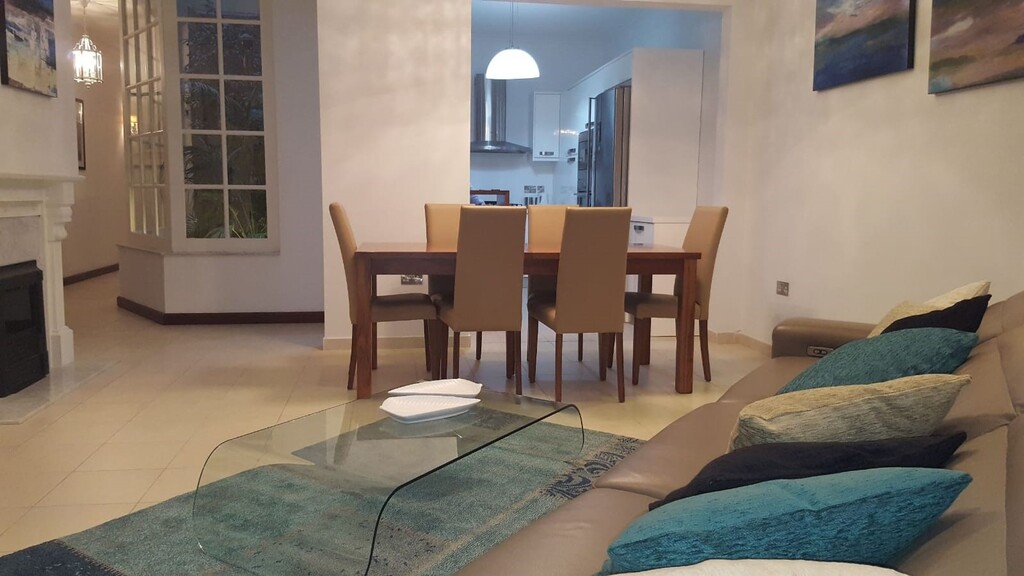 P_006703_Ibragg_maisonette_to_le
