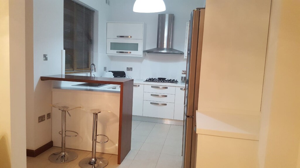 P_006703_Ibragg_maisonette_to_le