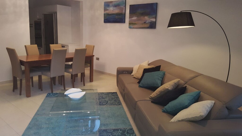 P_006703_Ibragg_maisonette_to_le