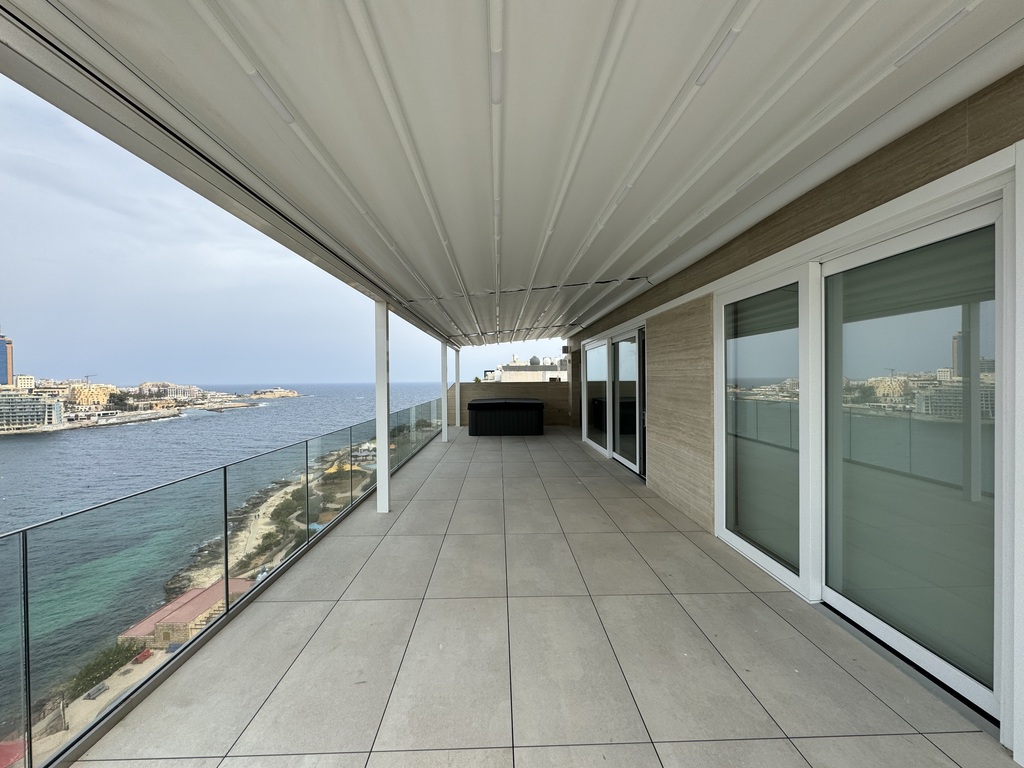 Malta_penthouse_to_let-views-oyster_christie's
