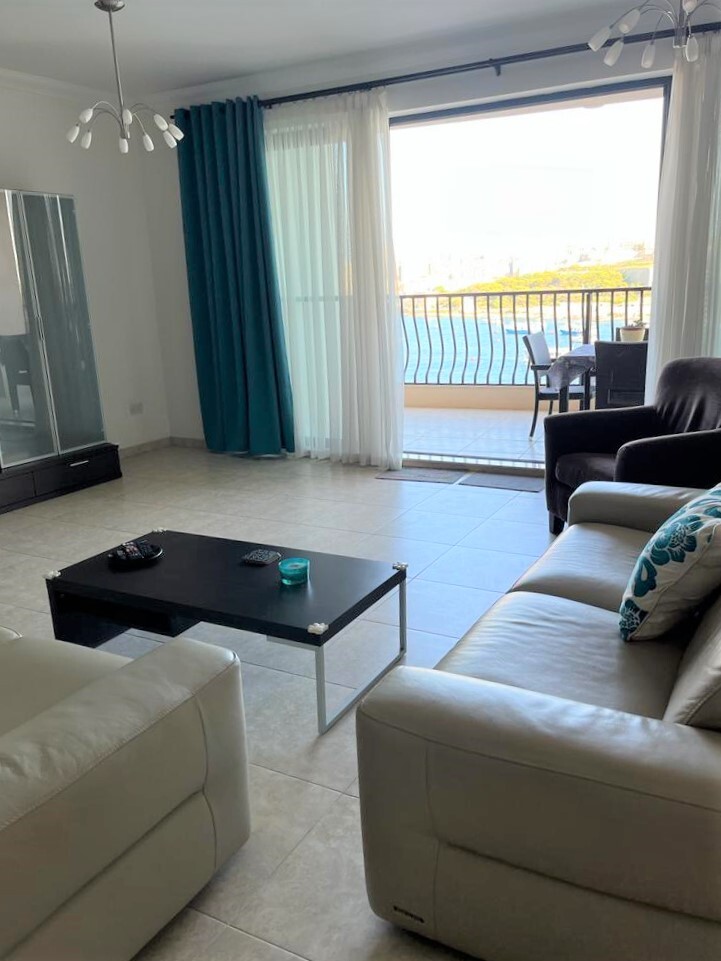 P_006715_Sliema_apartment_to_let