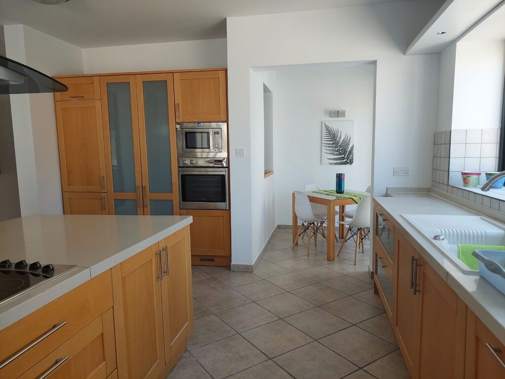 Sliema, Furnished Duplex Penthouse's Image 8
