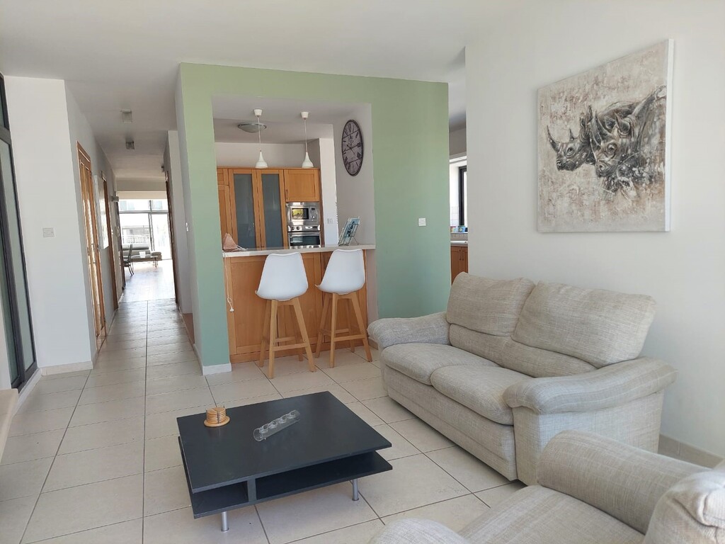 Sliema, Furnished Duplex Penthouse's Image 6