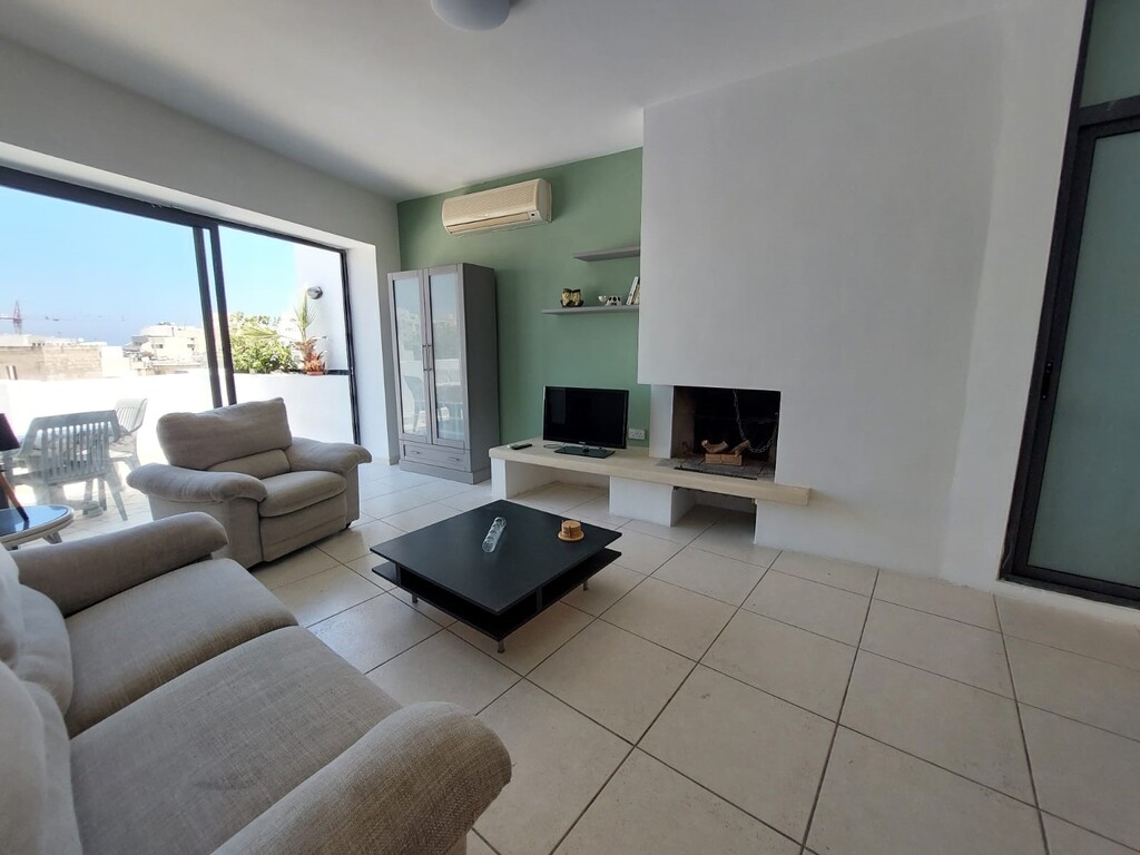 P_006721_Sliema_penthouse_to_let