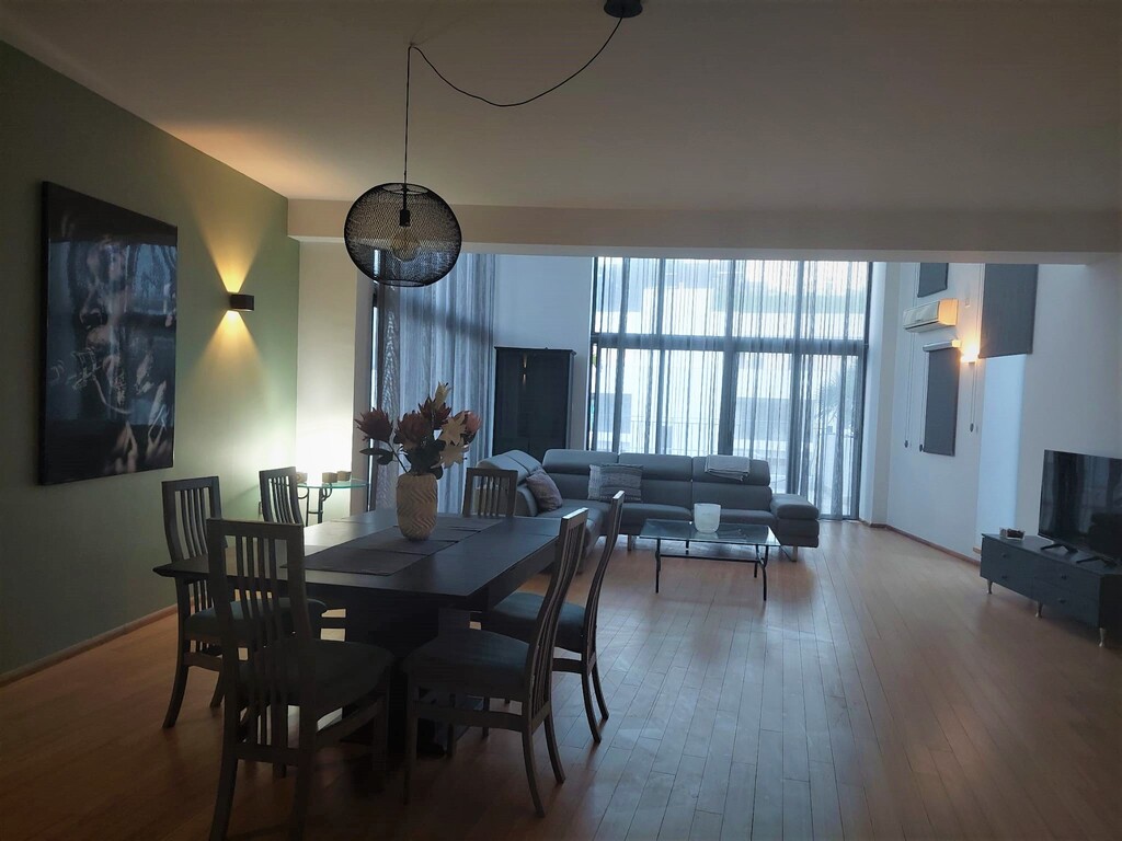 P_006721_Sliema_penthouse_to_let