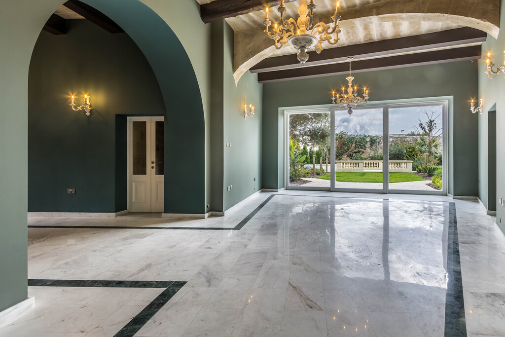 Lija, Stunning Palazzo's Image 9