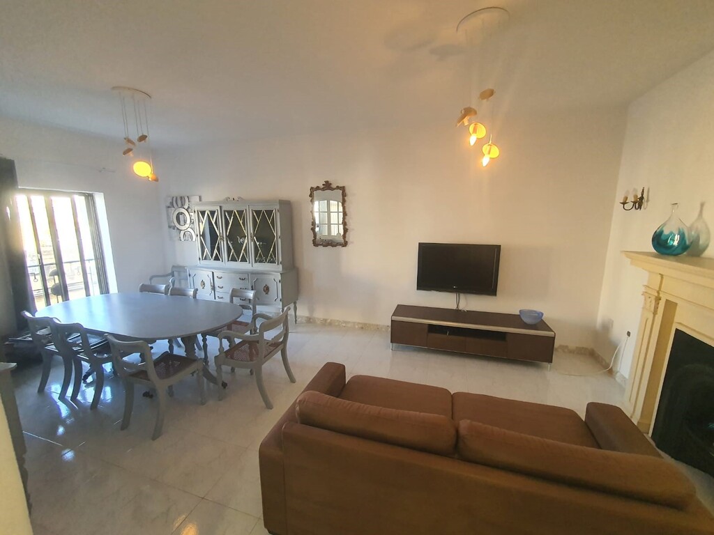 P_006748_Sliema-apartment-to-let