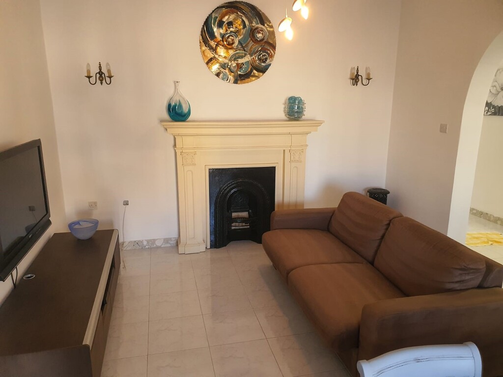 P_006748_Sliema-apartment-to-let