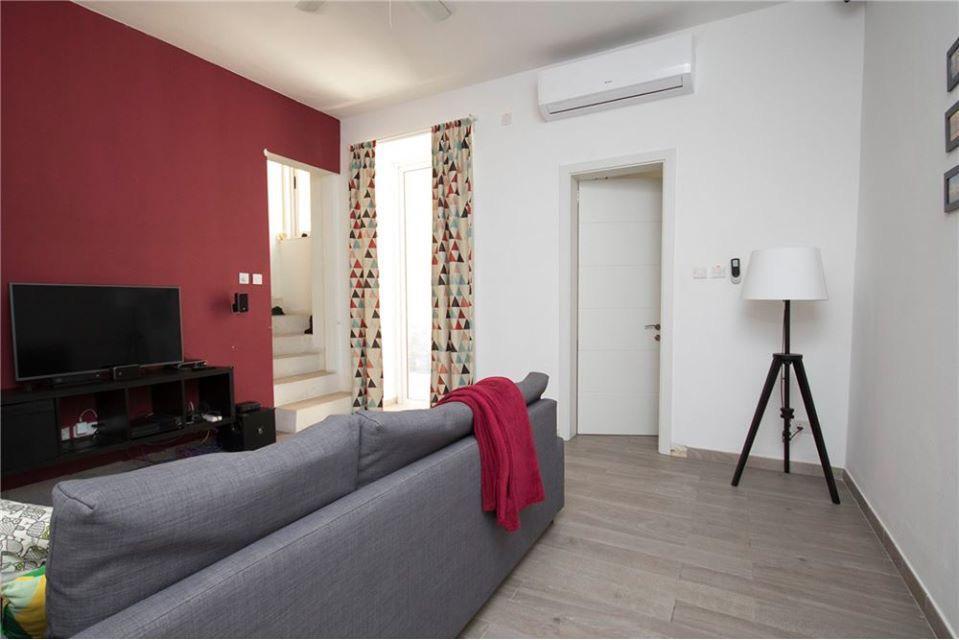 P_006788_Sliema-townhouse-to-let