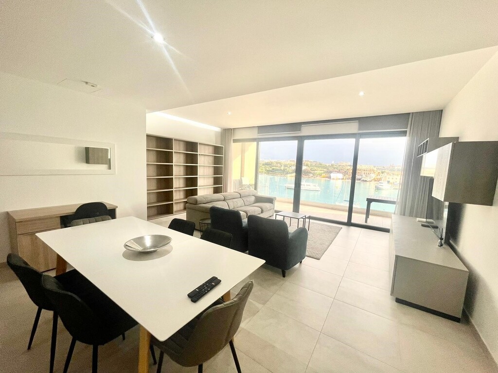 Sliema, Seafront Apartment's Image 3