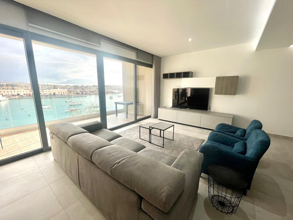 P_006805_Sliema-apartment-to-let