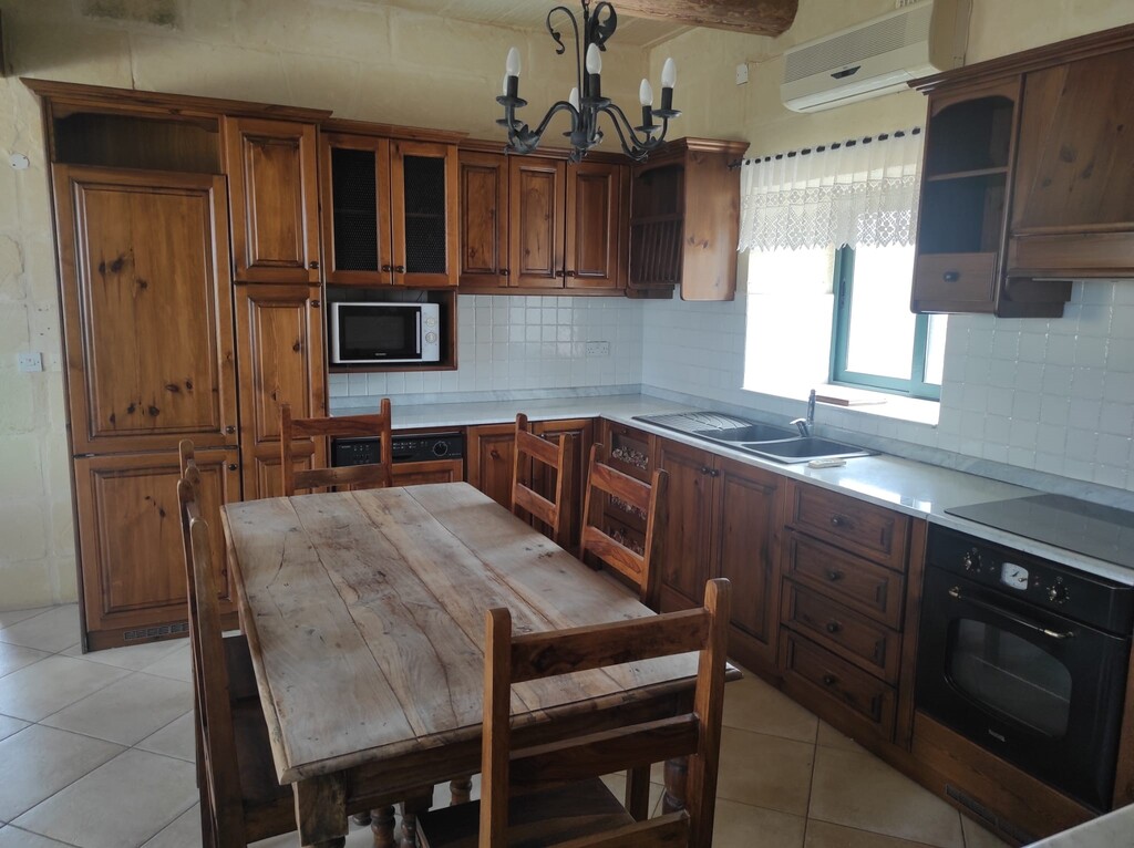 P_006840_Xaghra-villa-to-let-5-o