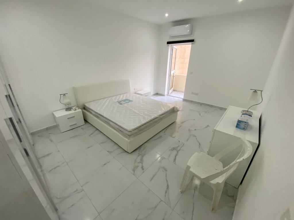 Sliema, Seafront  Apartment's Image 3
