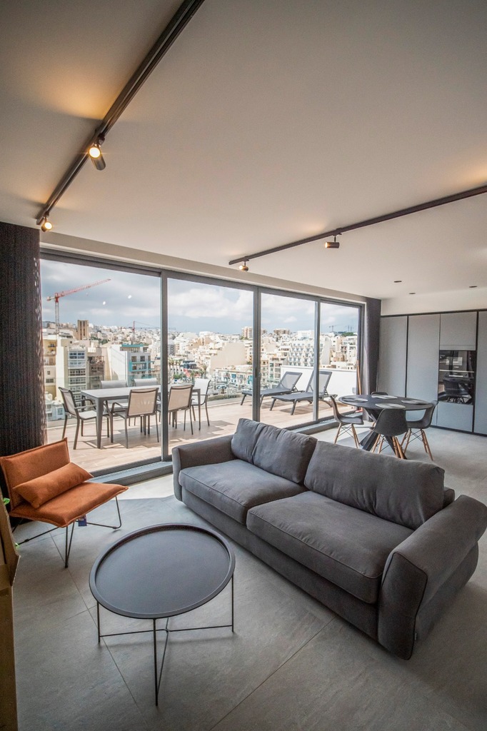 St Julians Seafront Penthouse's Image 4
