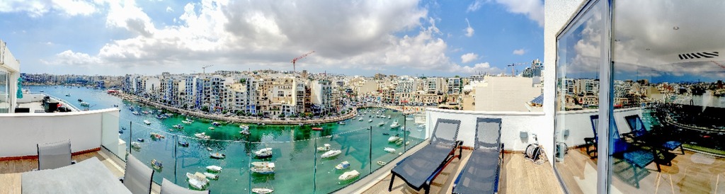 St Julians Seafront Penthouse's Image 17