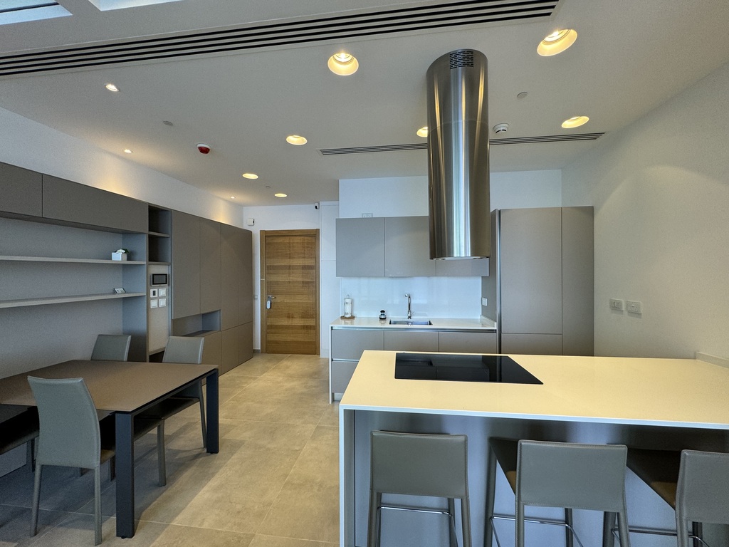 Tigne Point, Seafront  Apartment's Image 3