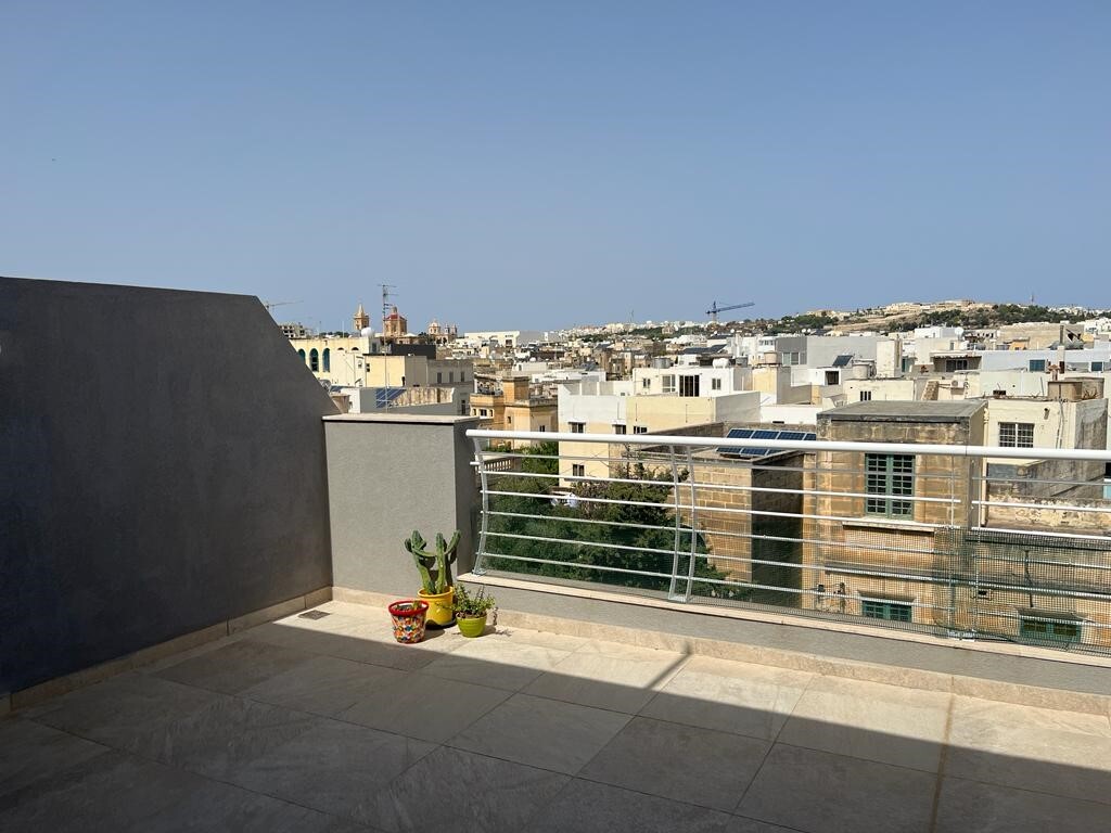 P_006904_Balzan-penthouse-to-let