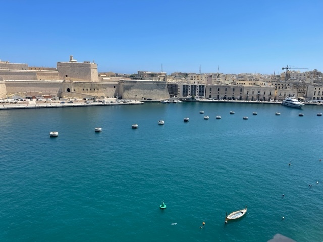 P_006939_Vittoriosa-restaurant-t