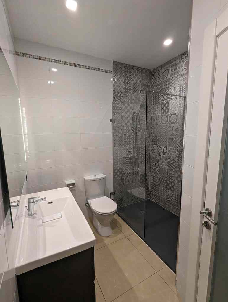 Gzira Furnished Penthouse's Image 13