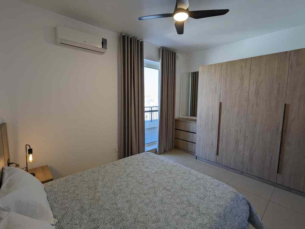 Gzira Furnished Penthouse's Image 9