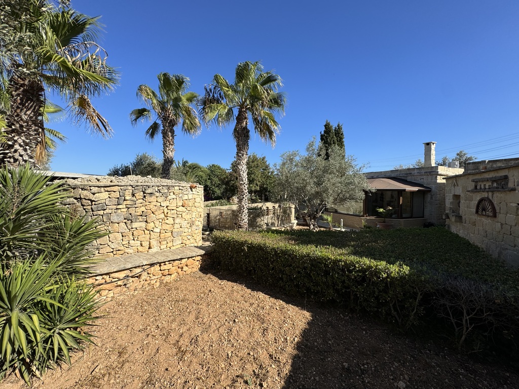 P_006971_Bidnija-bungalow-to-let