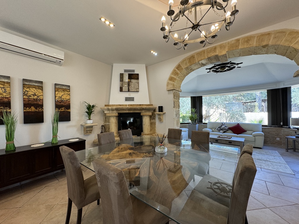 Bidnija Furnished Bungalow's Image 7
