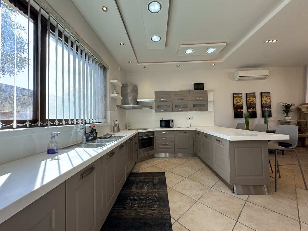 Bidnija Furnished Bungalow's Image 8