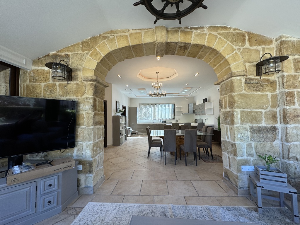 Bidnija Furnished Bungalow's Image 11