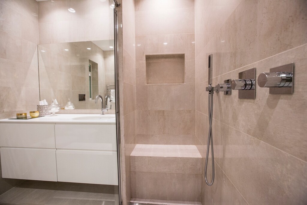 Sliema Seafront Apartment's Image 9
