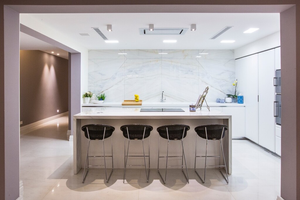 Sliema Seafront Apartment's Image 4