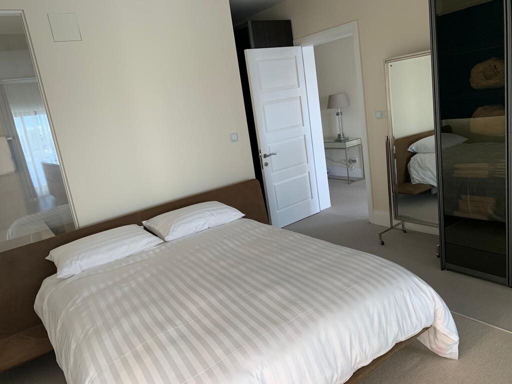 Sliema Furnished Apartment's Image 11