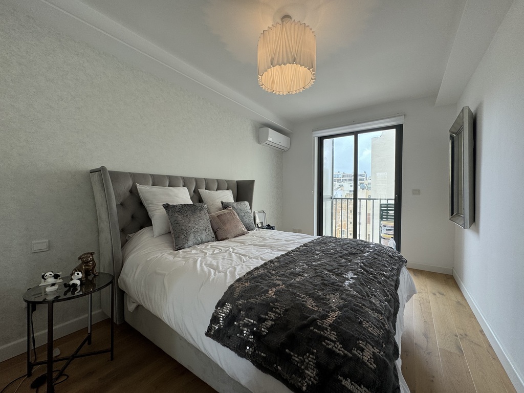 St Julians Furnished Apartment's Image 10